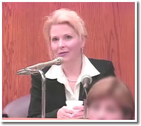 Dr. Jayne Dubois testifying at the Smith Trial